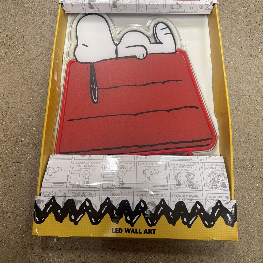 Peanuts Snoopy House 12 X 19 LED Neon Wall Art Decor Sign New - Picture 2 of 2